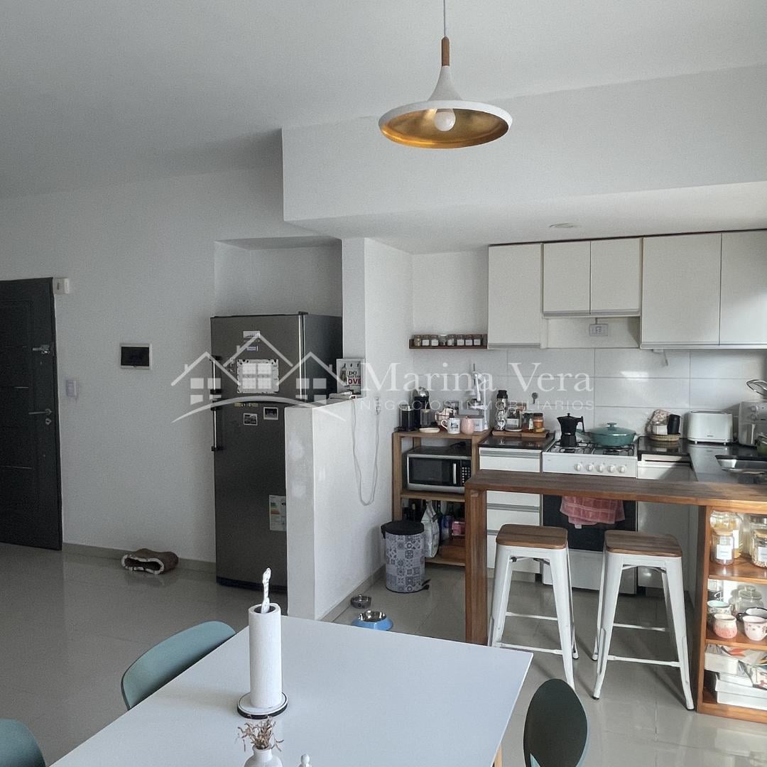 Foto de VENTA//DPTO. 3 AMBIENTES CON COCHERA EN QUILMES CENTRO, imagen 5