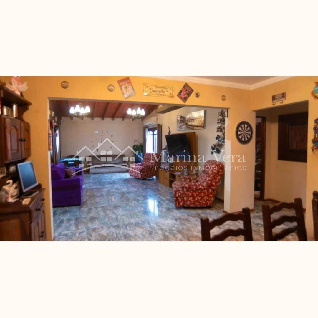 Foto de VENTA// CASA DE 4 AMBIENTES Y QUINCHO EN EZPELETA, imagen 4