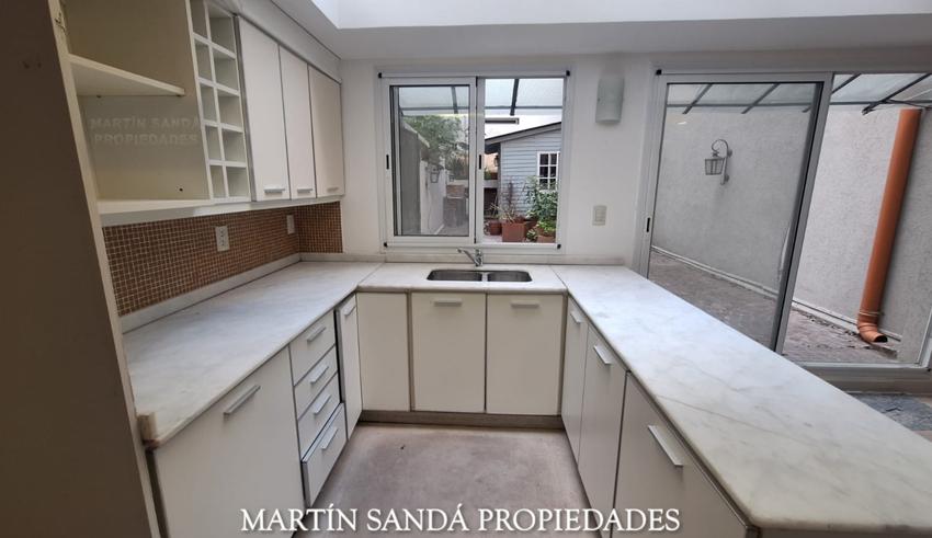 Foto de DÚPLEX DE CATEGORÍA CON PATIO, QUINCHO Y PARRILLA — SUIPACHA Y ARROYO, imagen 2