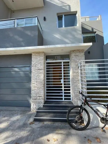 Casa - Temperley Oeste 3