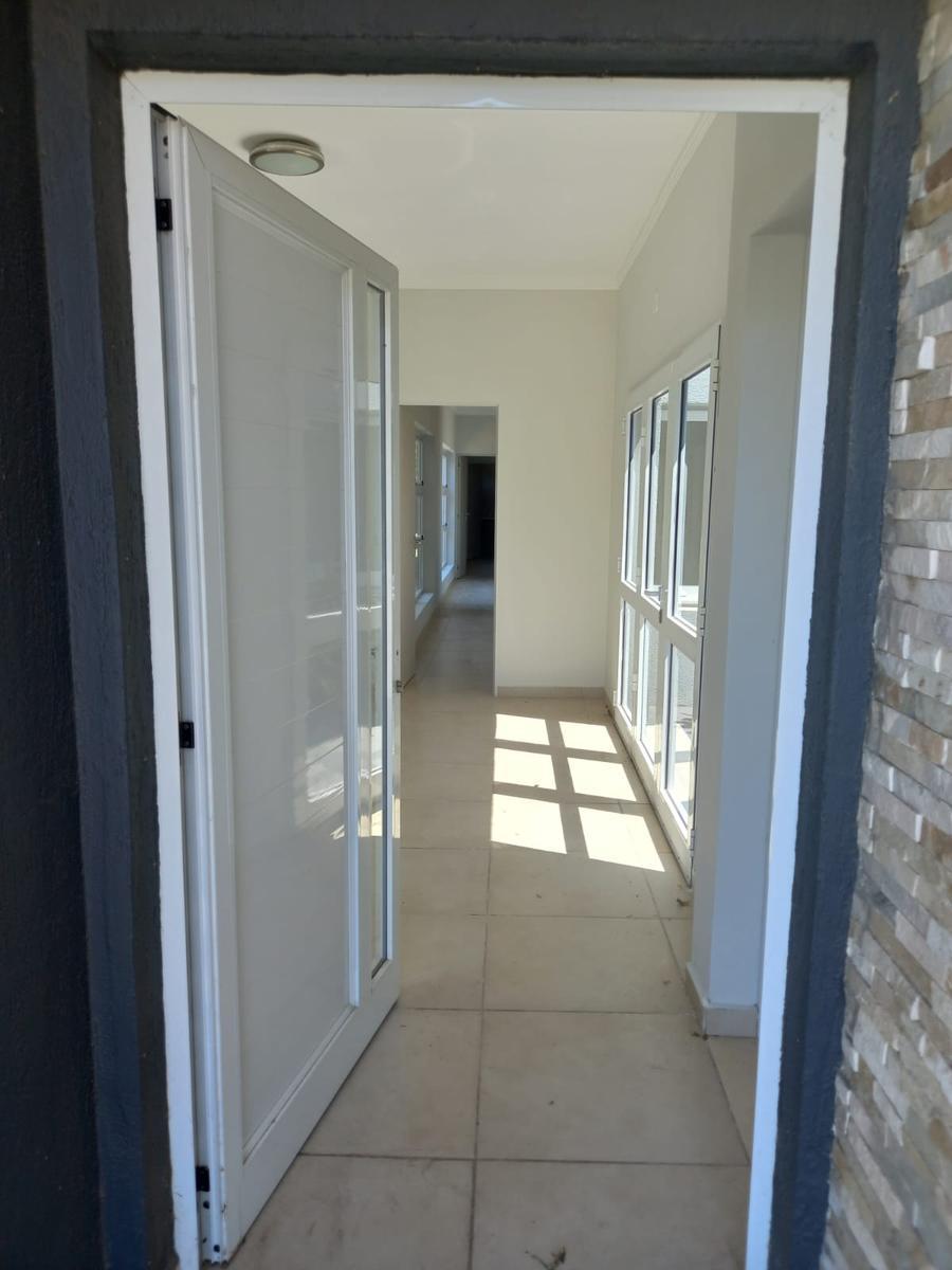 Casa en Barrio Brigadier López 1