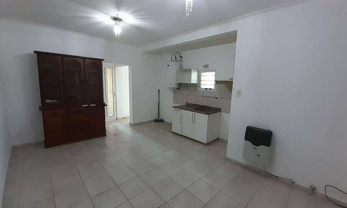 Departamento en Barrio Pizzurno 4