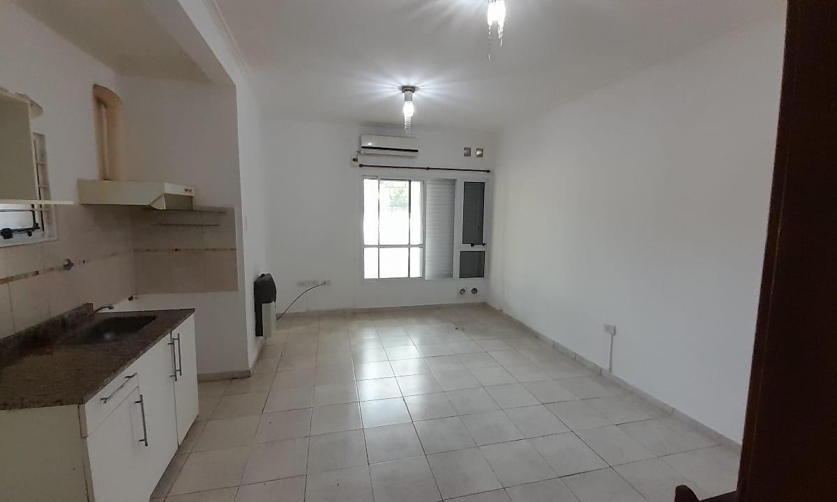 Departamento en Barrio Pizzurno 3