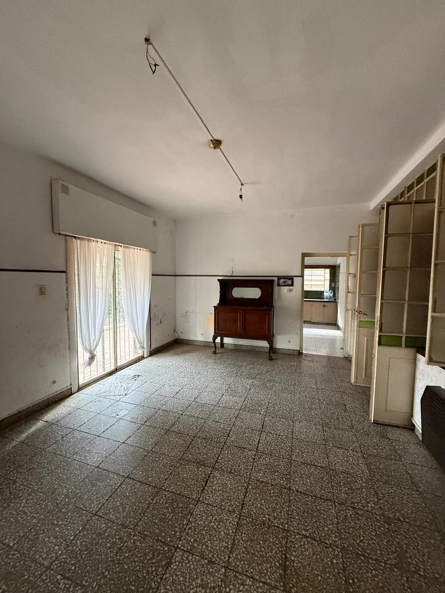 Casa en Restaurar en Barrio Sarmiento 1