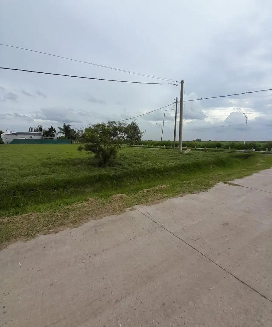 Terreno en Barrio Villa Aero Club 3