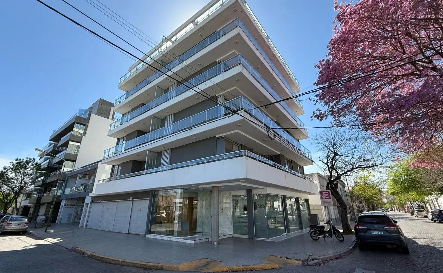 Departamento amoblado en alquiler en edificio MYA 2