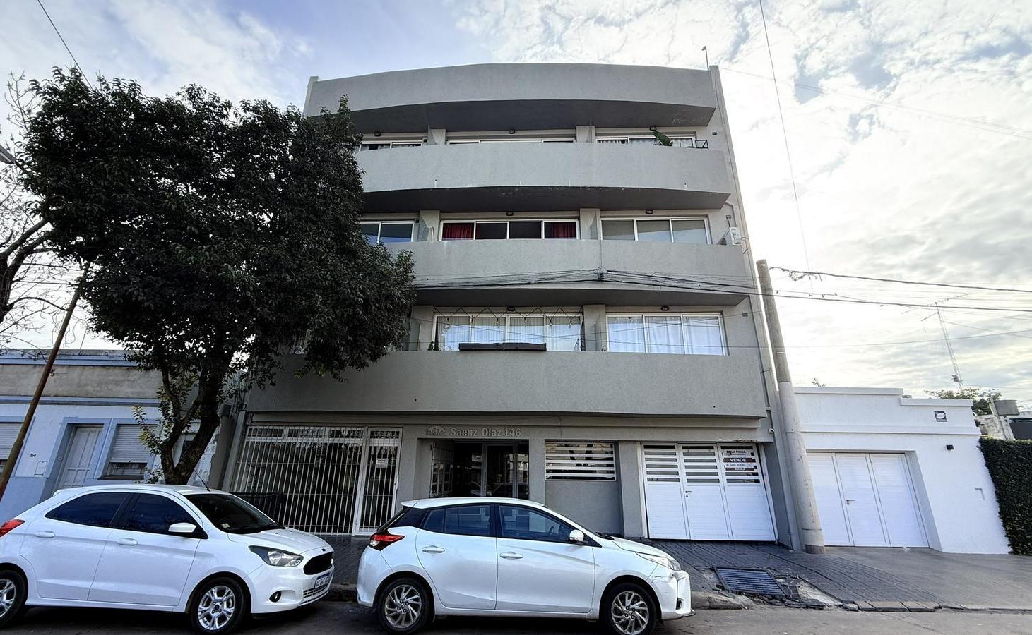 Saenz Diaz 100