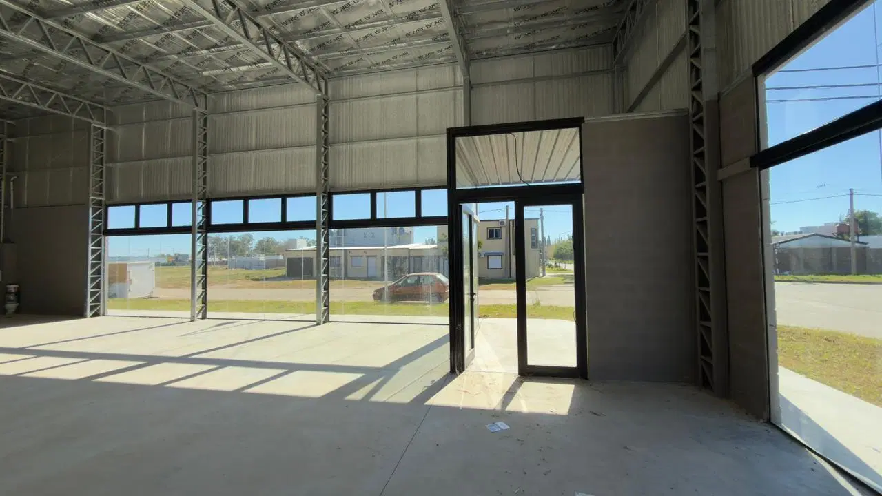 Local comercial en venta zona Hospital. 4