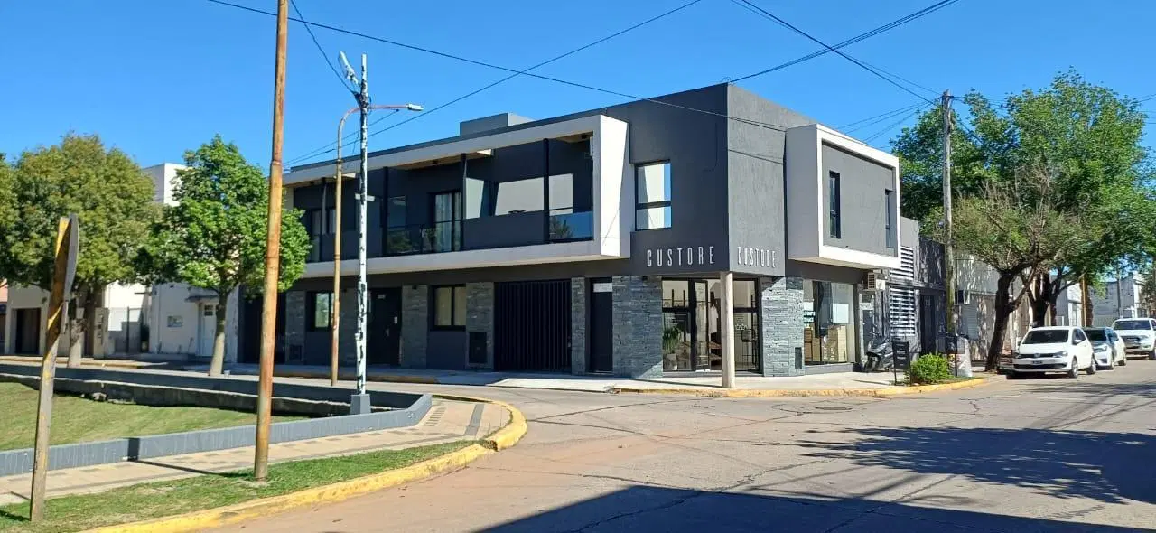 Complejo a estrenar frente la Plaza Honda 8