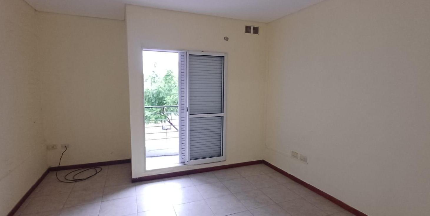 Foto de Departamento duplex independiente en alquiler de 2 dormitorios, imagen 2