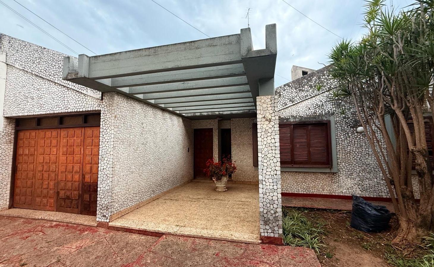 Foto de Casa hermosa casa con local comercial, imagen 5