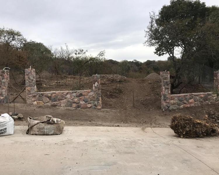 Lote en Venta. Lomas del Cigarral, Unquillo, Córdoba. 1