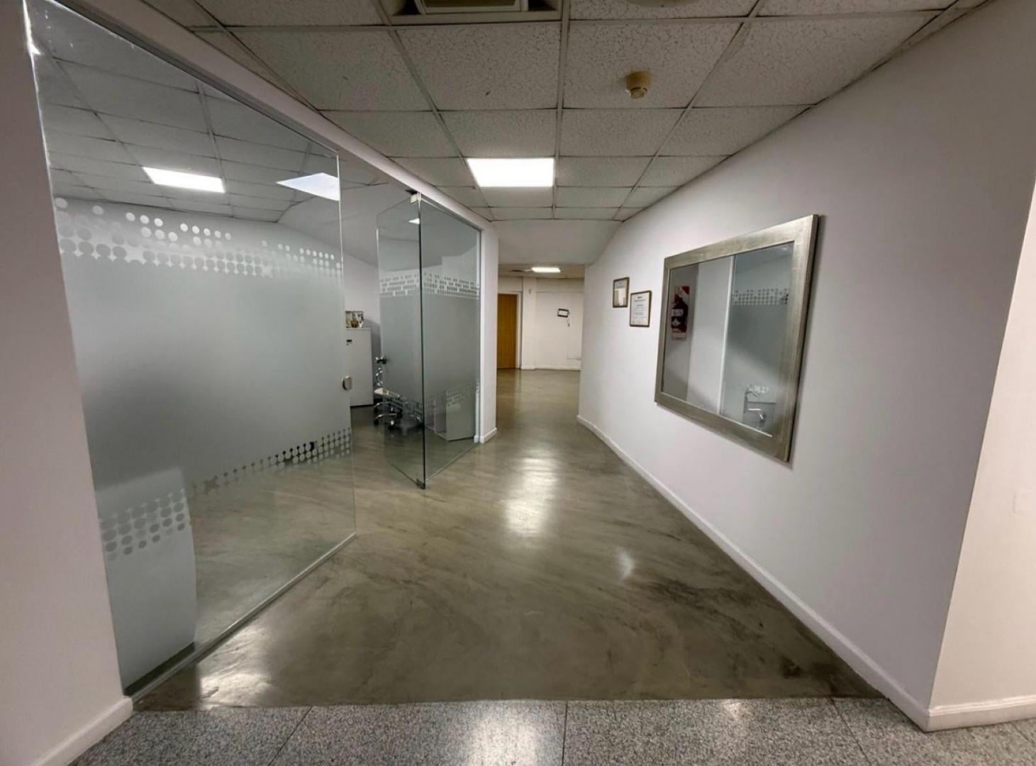 Foto de Oficina en Mart.-Vias/Libert., imagen 1