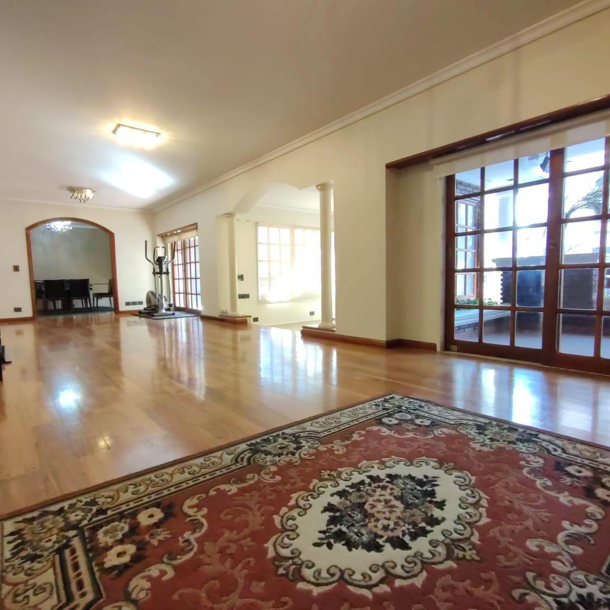 Excelente Piso 248 m² Todo a Nuevo (Mejor Que a Estrenar) 2