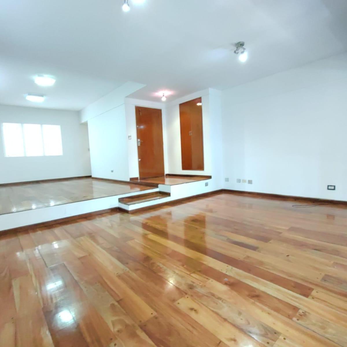 Fantástico Piso 4amb con Dos Cocheras y Baulera 2
