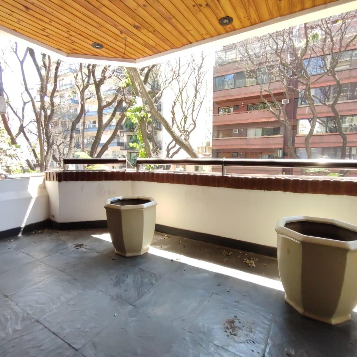 Fantástico Piso 4amb con Dos Cocheras y Baulera 5