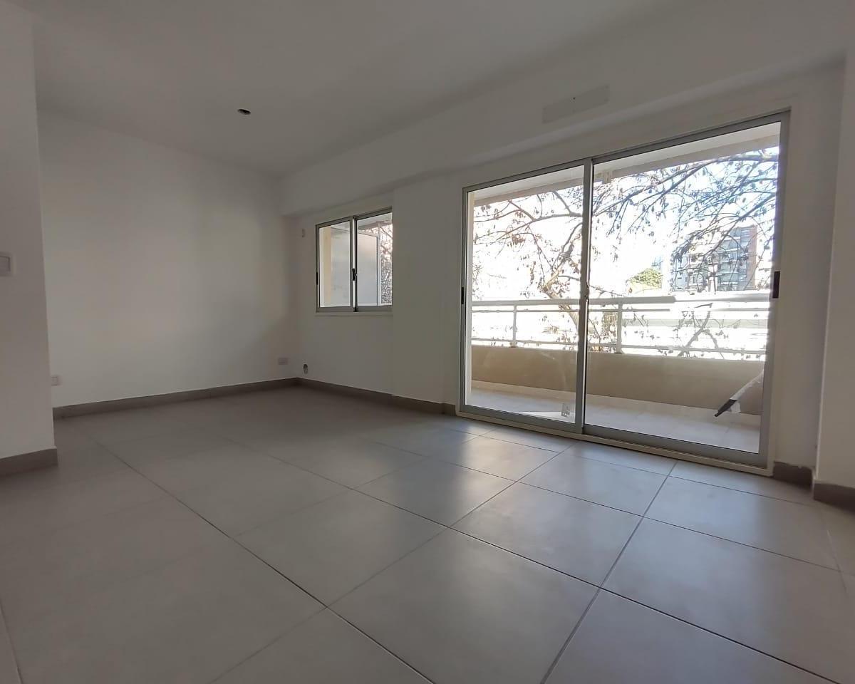 Foto de A estrenar - Muy buen ambiente divisible con balcón en edificio de, imagen 4