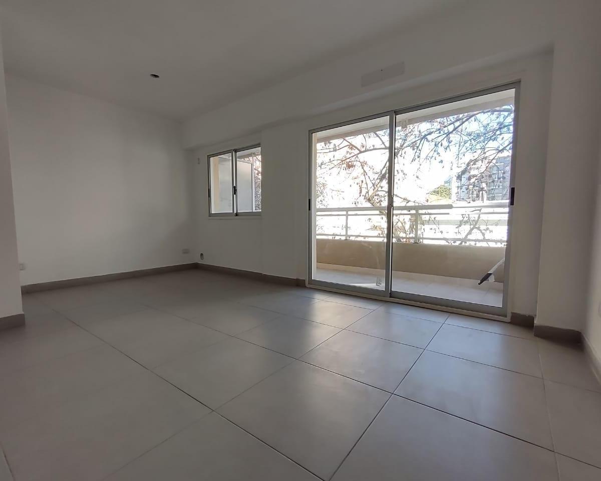 Foto de A estrenar - Muy buen ambiente divisible con balcón en edificio de, imagen 5