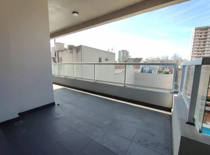 ULTIMAS UNIDADES - A ESTRENAR Semipiso 4amb con cochera - balcón corrido - lav 5