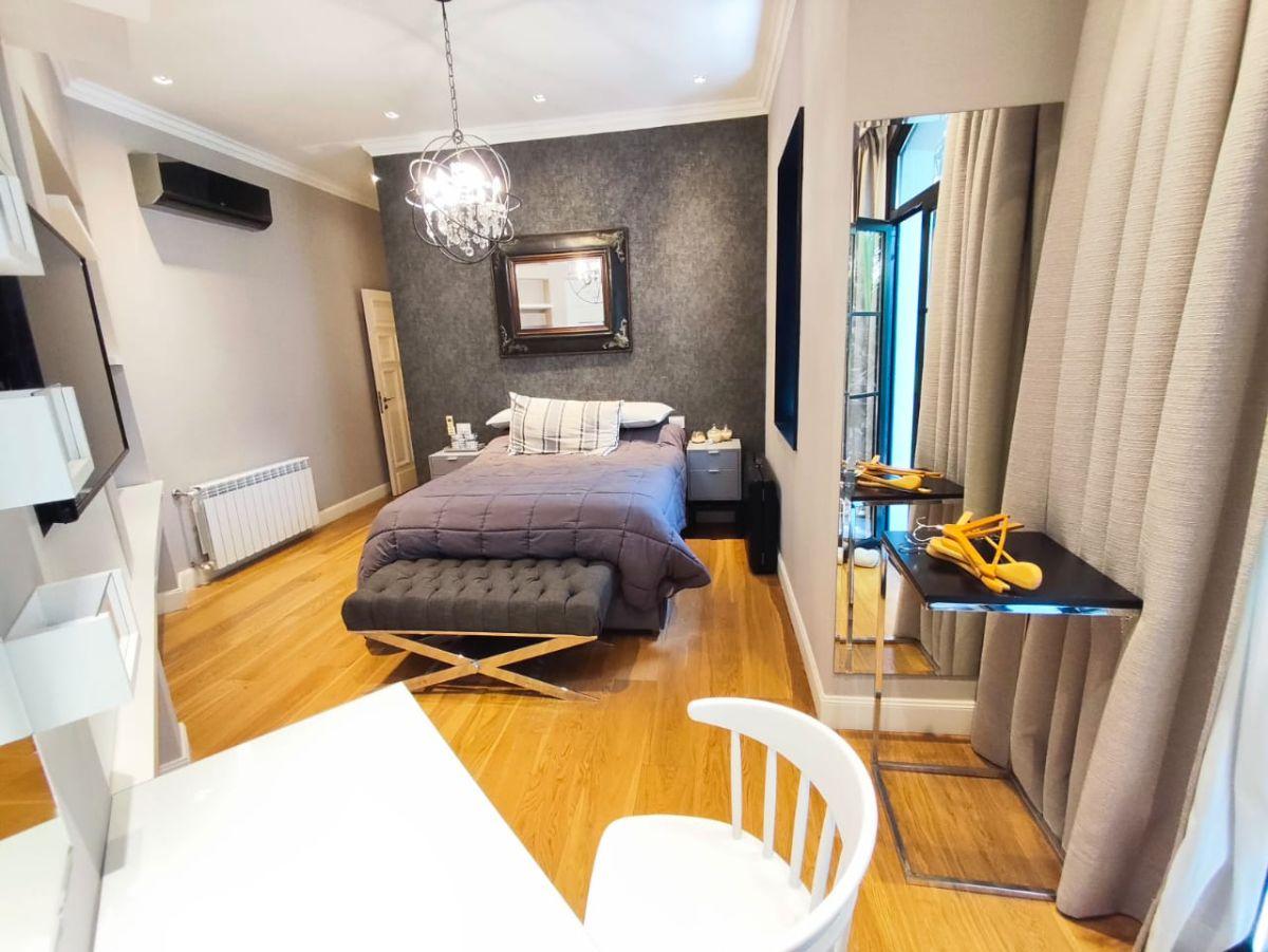 Casa de estilo totalmente a nuevo - 5 dorm en suite - terraza y jacuzzi.
