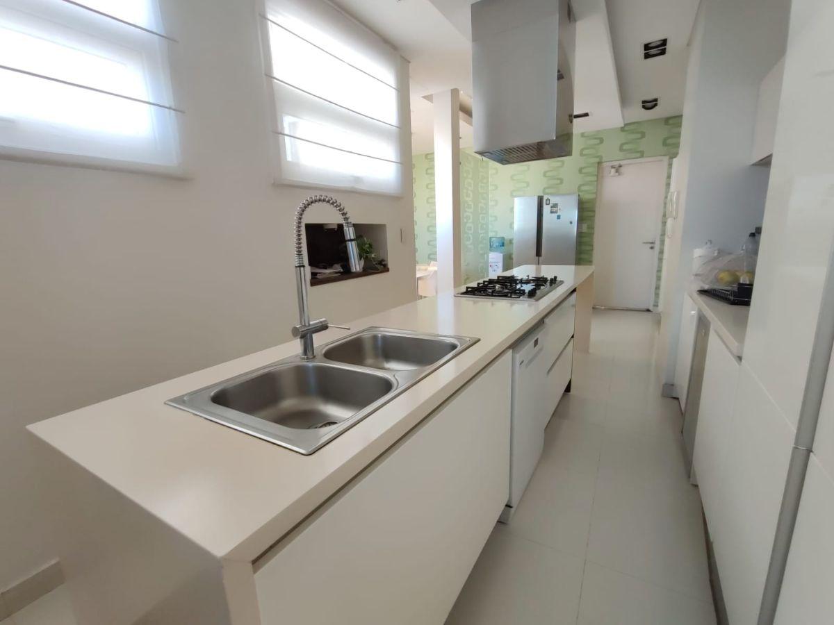 Fantástico piso a nuevo 4dorm en suite - balcón perimetral