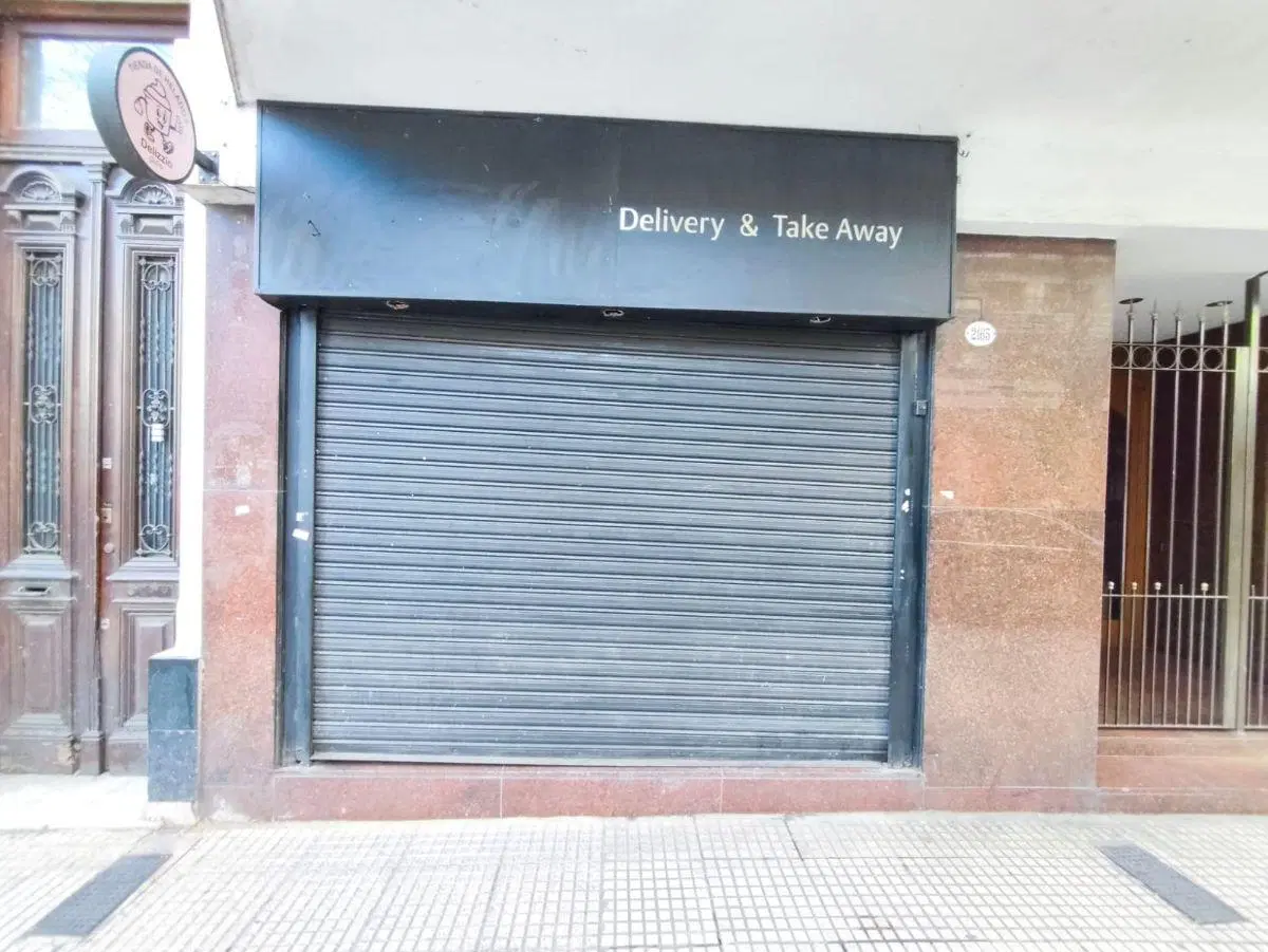 Cómodo local en muy buena ubicación 2