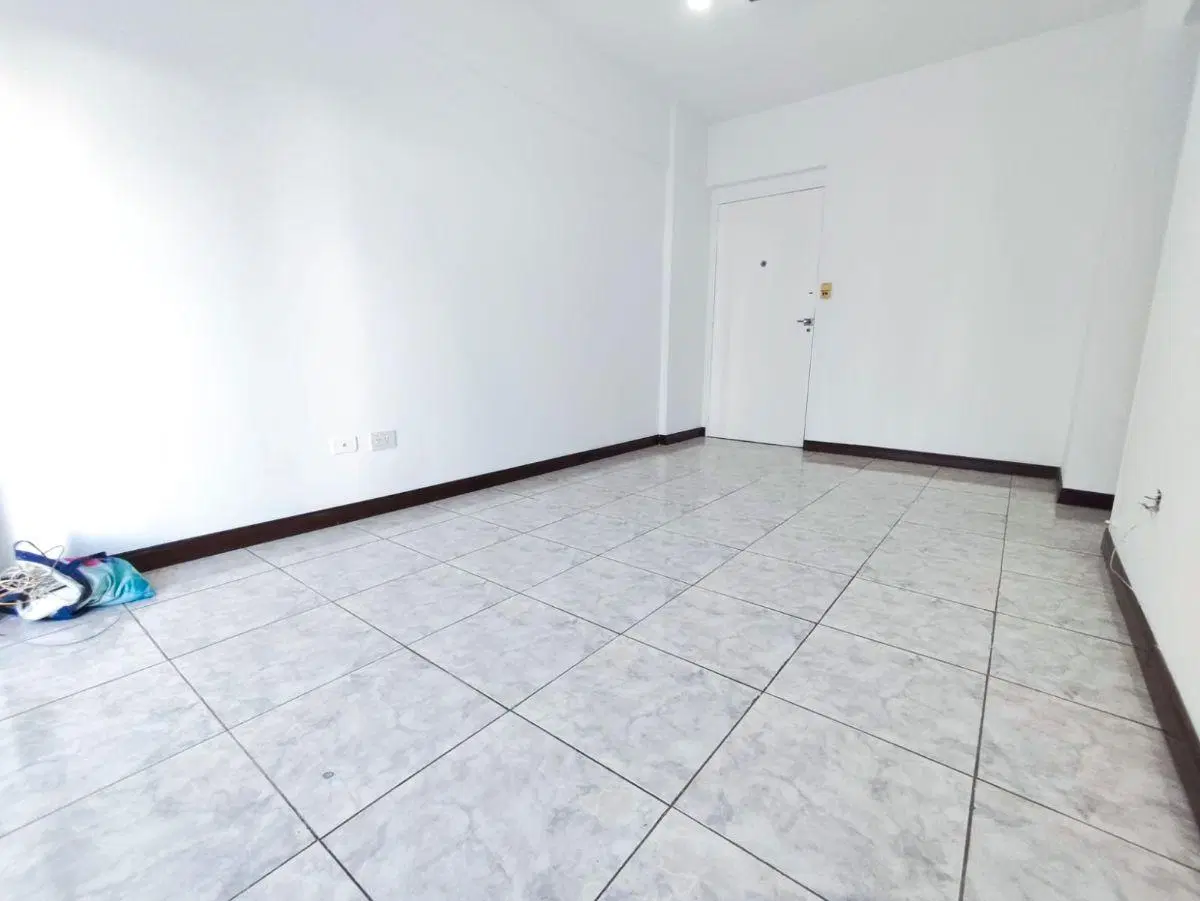 Muy buen 2amb remodelado con balcón y baulera en gran ubicación 3