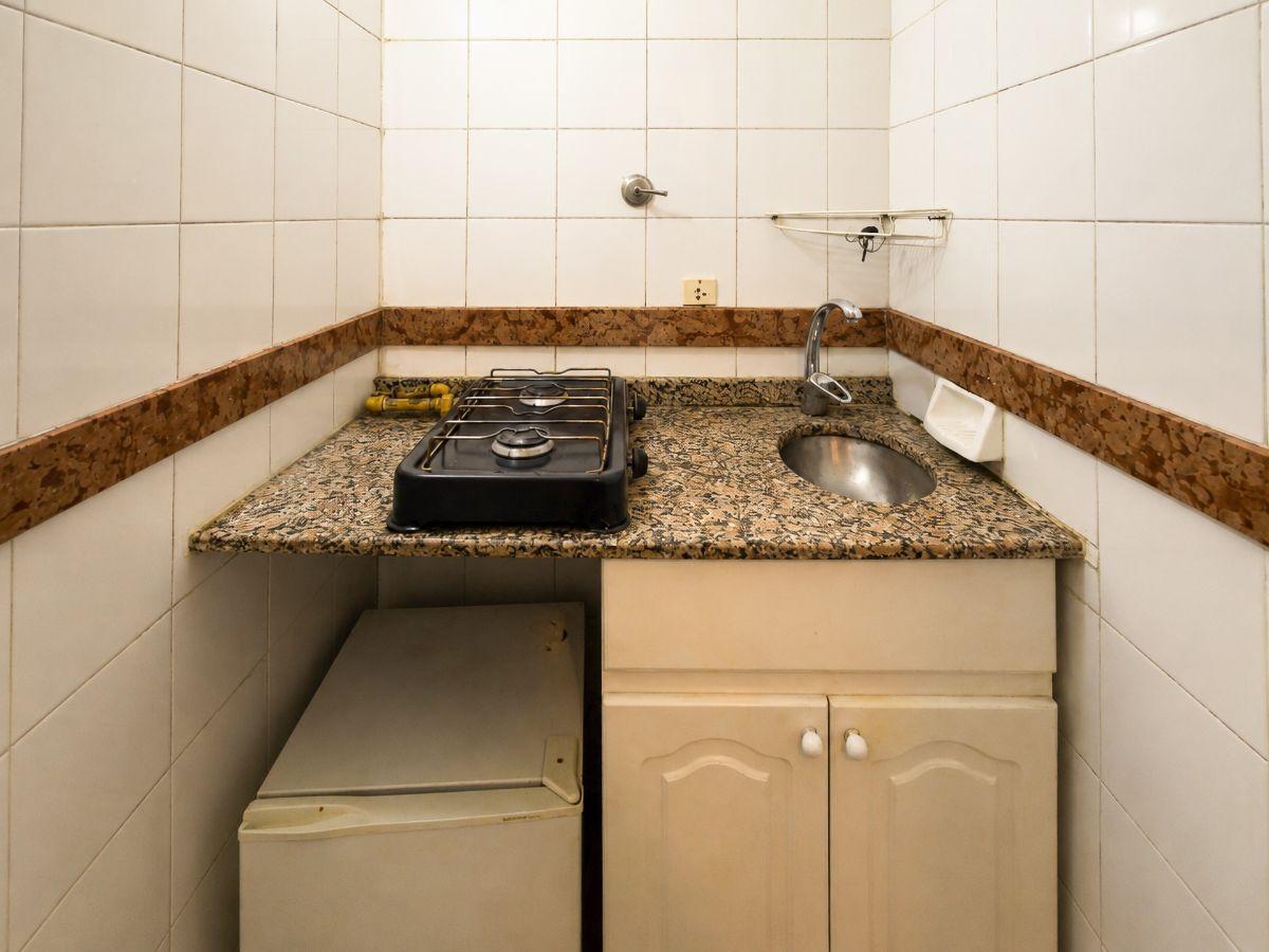 Foto de Amplio Monoambiente en piso alto, imagen 5
