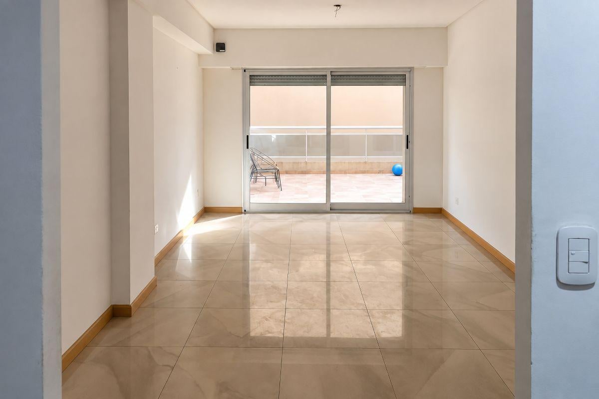 Foto de Muy lindo 3 amb con gran patio y bajas expensas, imagen 1