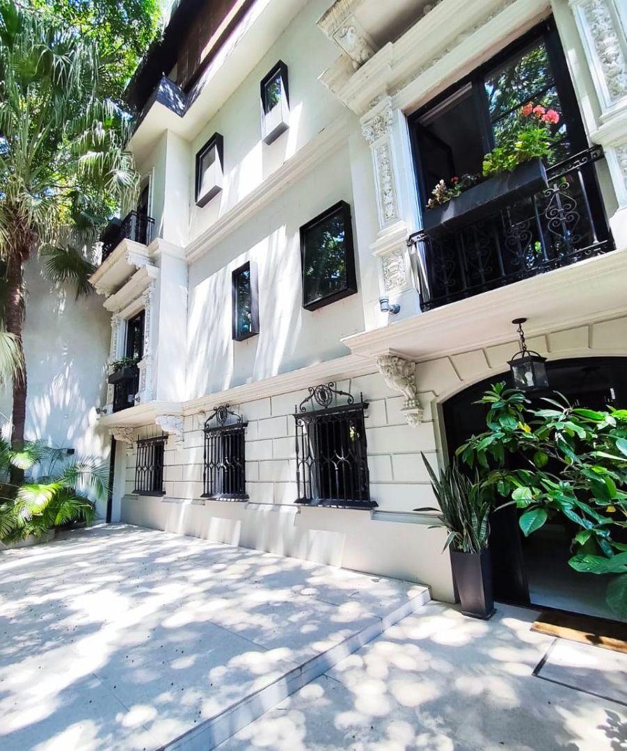 Foto de Magnífica casa hecha totalmente a nuevo en barrio parque, imagen 2