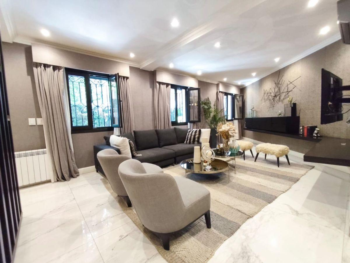 Foto de Magnífica casa hecha totalmente a nuevo en barrio parque, imagen 5