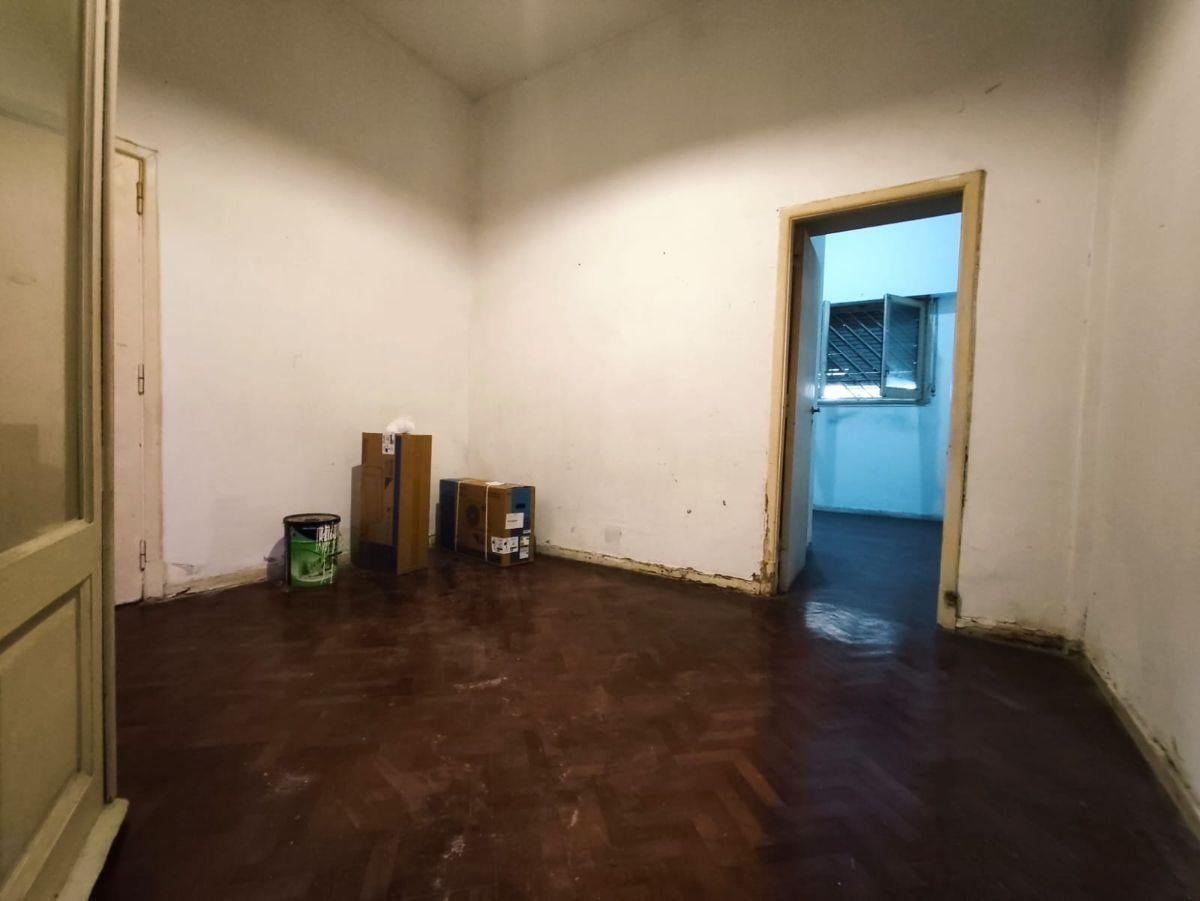 Foto de Oportunidad a refaccionar, 2amb con patio en gran ubicación, imagen 4