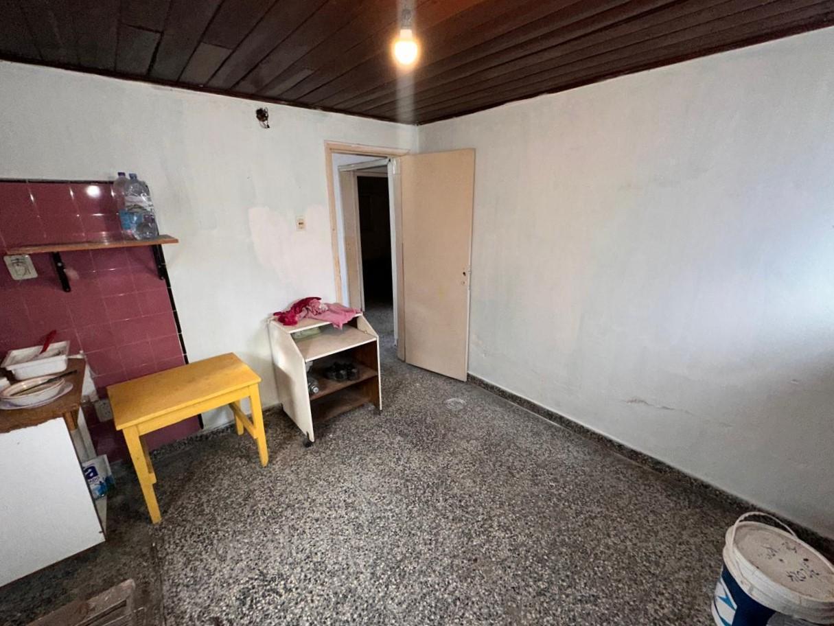 Foto de CASA A RECICLAR DE 3 AMB EN PACHECO ZONA I1, imagen 5