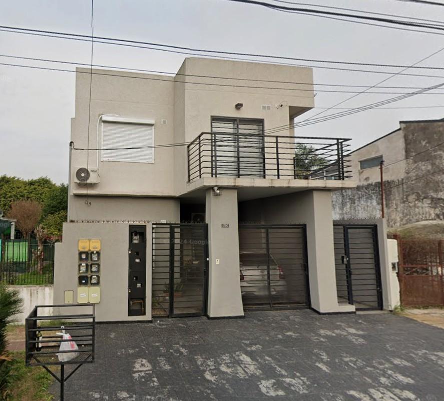 VENTA PH CON PATIO Y TERRAZA EN VILLA BALLESTER, APTO CREDITO
