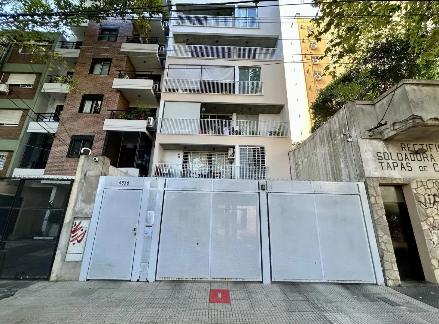 VENTA DE SEMIPISO 2 AMBIENTES CON BALCÓN – APTO CRÉDITO 1