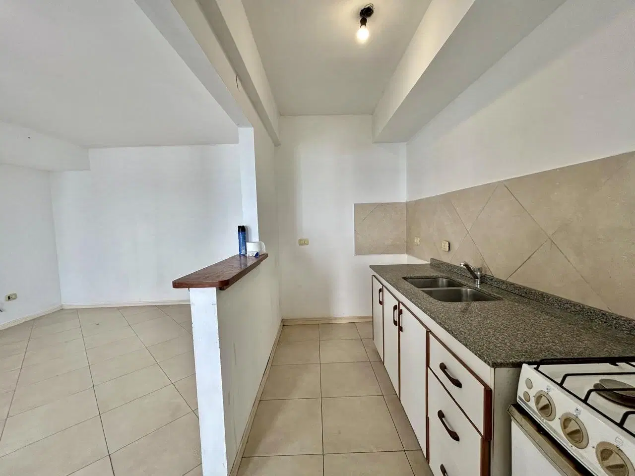 DEPARTAMENTO 2 AMBIENTES EN PLANTA BAJA – VILLA BALLESTER - APTO CREDITO 2