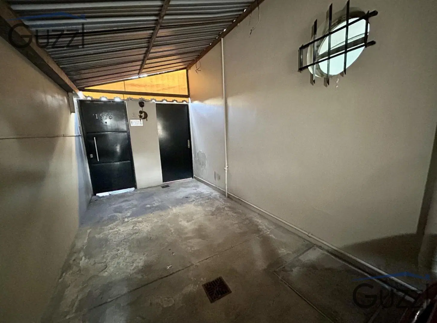 VENTA PH 4 AMBIENTES CON PATIO EN VILLA ADELINA, A 2 CUADRAS DE PARANA 5