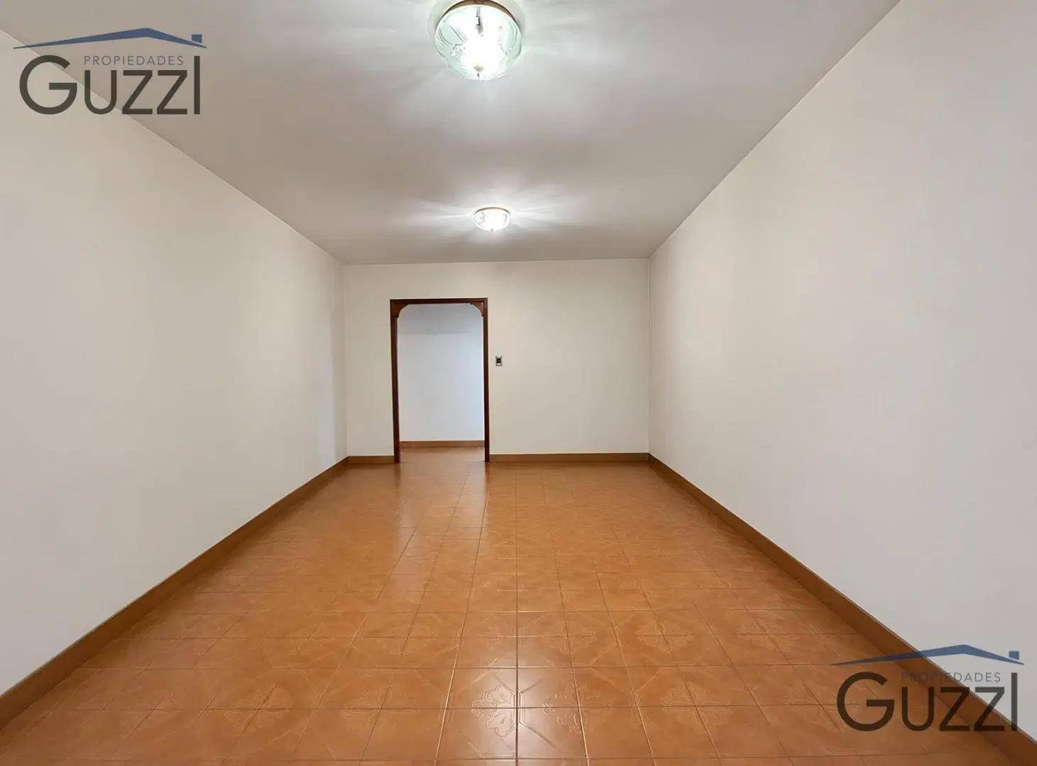 CASA 4 AMBIENTES EN VENTA – VILLA ADELINA - APTO CREDITO 8