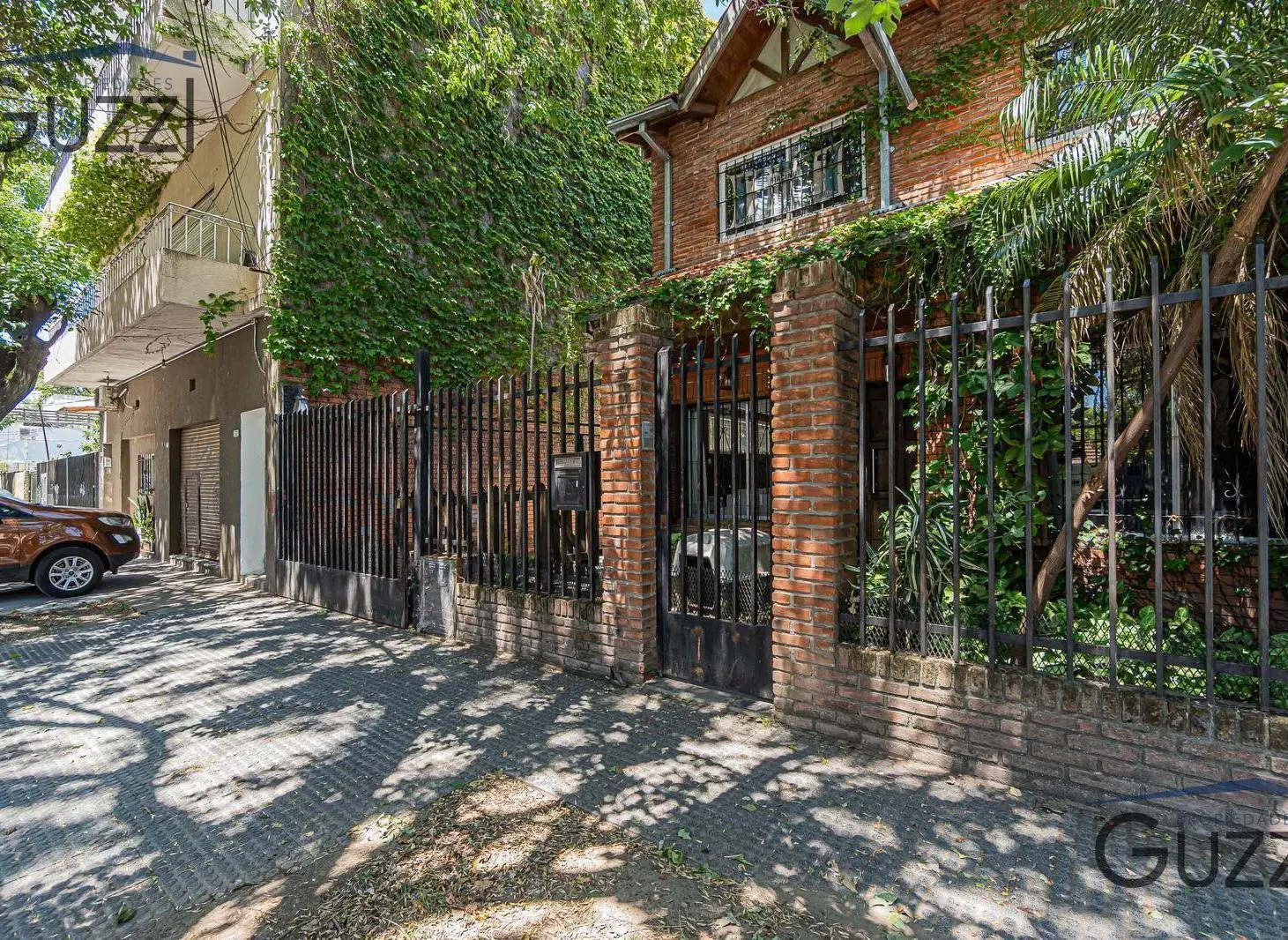 Venta importante casa de categoría sobre lote de 10 x 43,7 m² - Villa Adelina 2