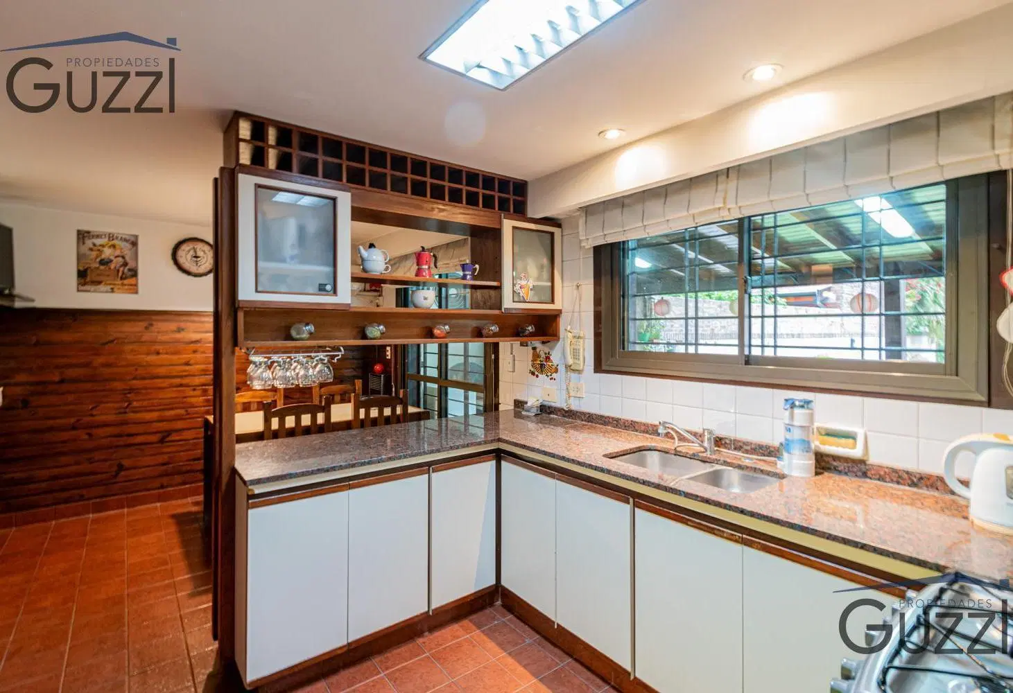 Venta excelente casa multifamiliar en Villa Adelina 2