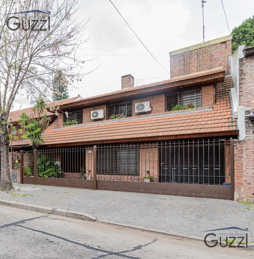 Venta excelente casa multifamiliar en Villa Adelina 8