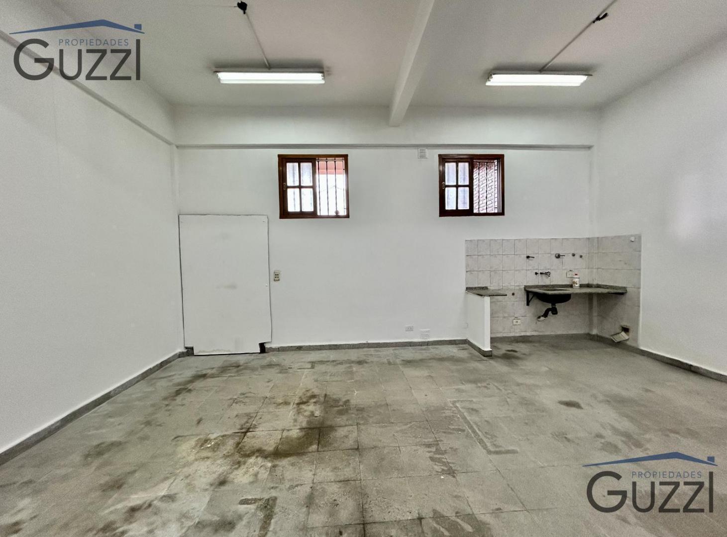 Foto de DEPOSITO EN ALQUILER EN VILLA ADELINA, imagen 2