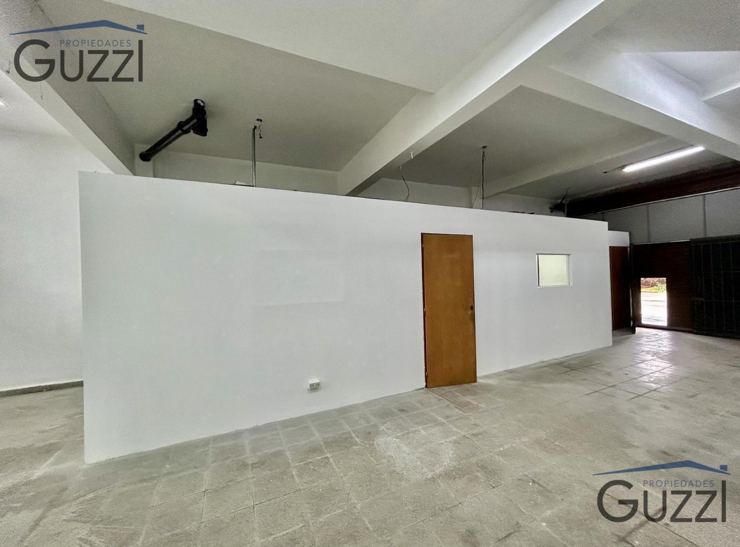 Foto de DEPOSITO EN ALQUILER EN VILLA ADELINA, imagen 1
