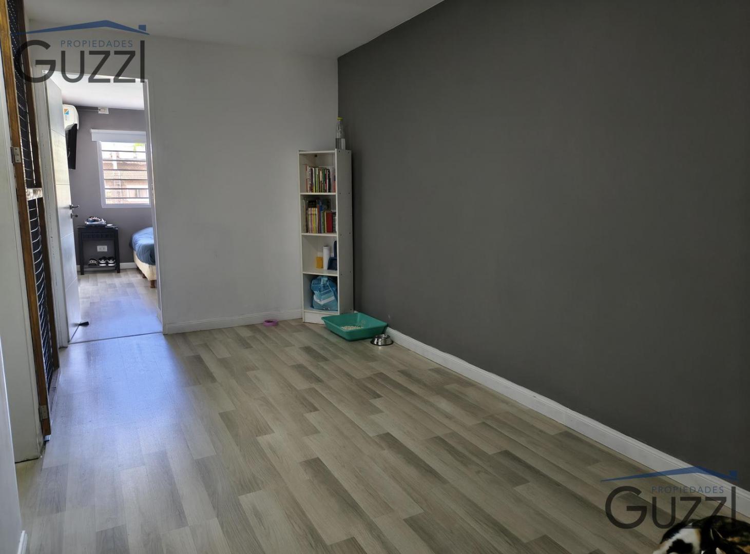Foto de DUPLEX A LA VENTA DE 4 AMB A TERMINAR. AMPLIO JARDIN CON PISCINA, imagen 4