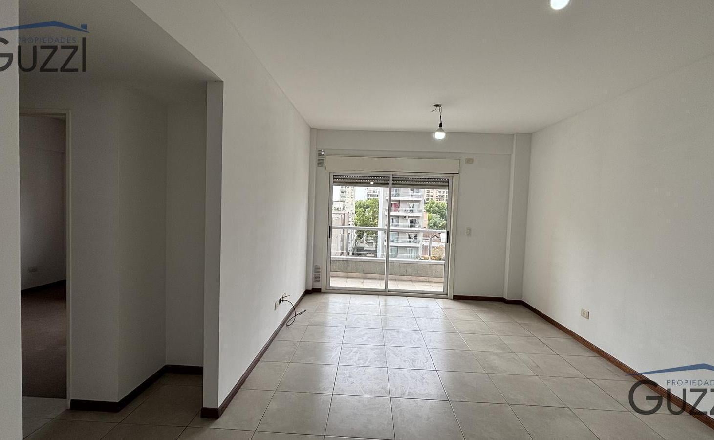 Foto de DEPARTAMENTO A LA VENTA SEMIPISO 3 AMBIENTES CON BALCÓN. CONTRAFRENTE, imagen 1