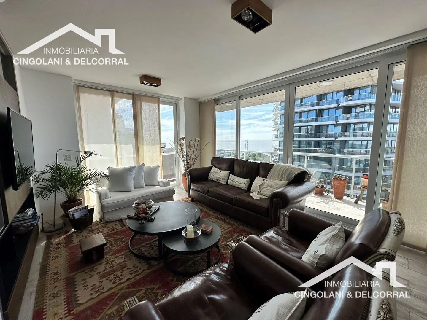 Departamento  AL RIO en Venta en Av. Libertador / Rio, Martínez, San Isidro, La Lucila 5