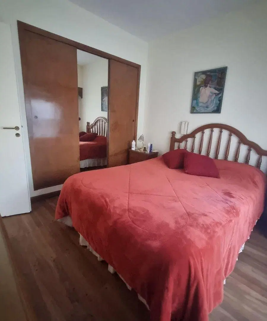 Triplex en venta | excelente ubicacion, calle Piran, 180m2 2