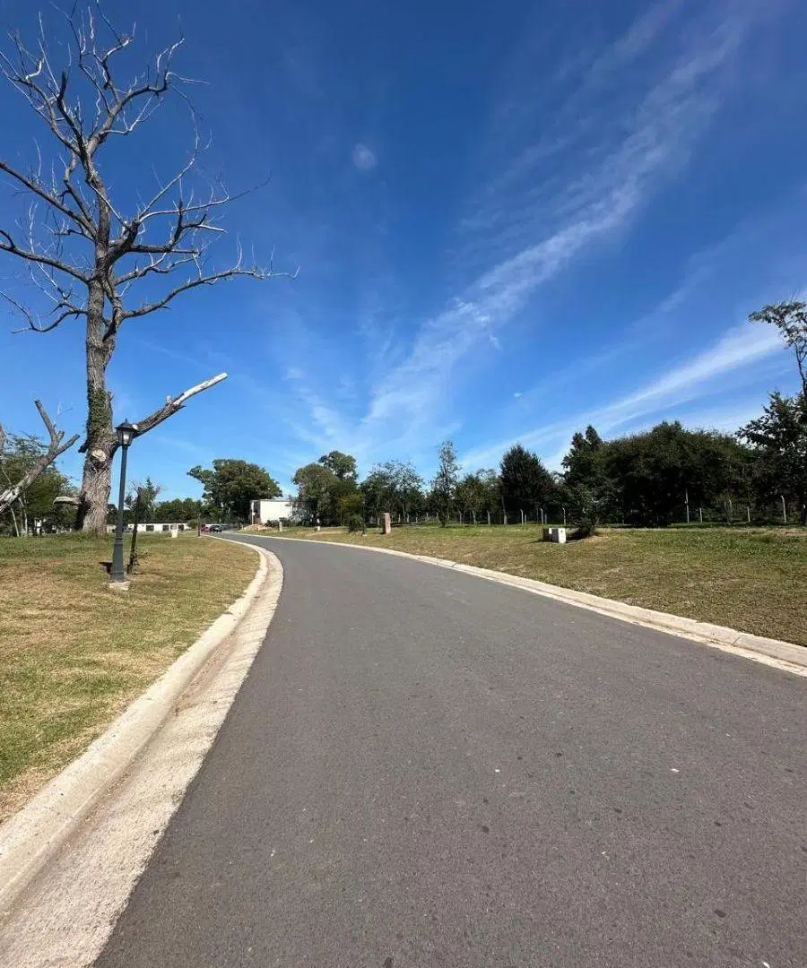 Lote 600m² en barrio San Juan Chico, Hudson 3
