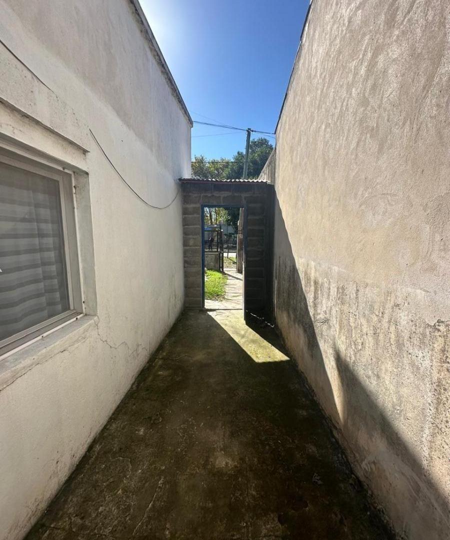 Foto de ESQUINA COMERCIAL EN GUTIÉRREZ | 3 LOCALES + MONOAMBIENTE | 595 M² |, imagen 5