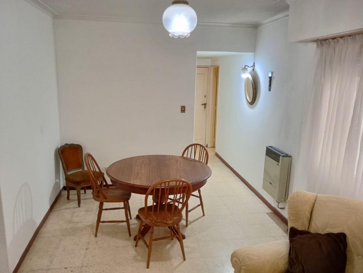 2 Amplios Ambientes - Contrafrente - Gascon 1781 4